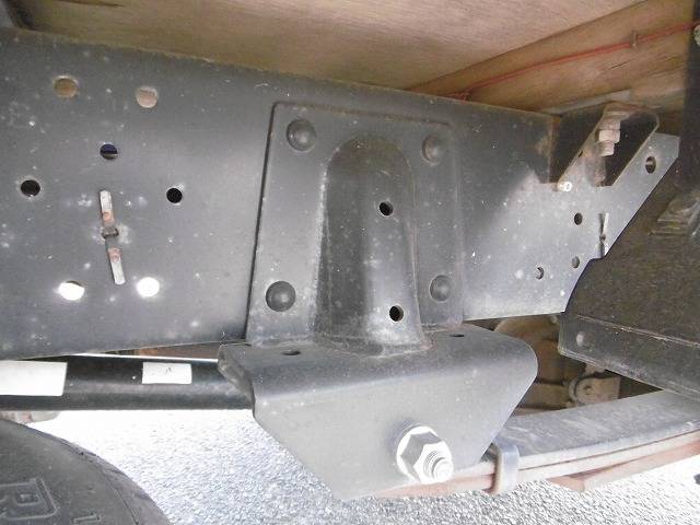 いすゞエルフダブルキャブ（Wキャブ）小型（2t・3t）[写真18]