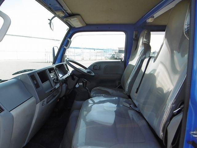 いすゞエルフダブルキャブ（Wキャブ）小型（2t・3t）[写真07]