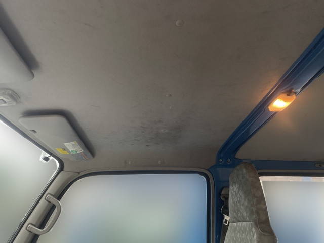 日野デュトロダブルキャブ（Wキャブ）小型（2t・3t）[写真27]