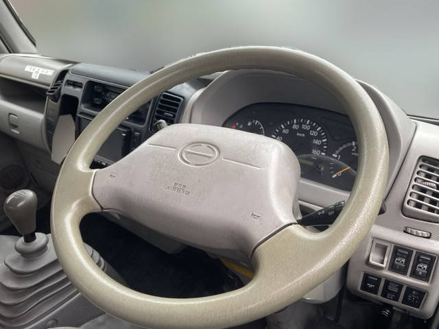 日野デュトロダブルキャブ（Wキャブ）小型（2t・3t）[写真29]