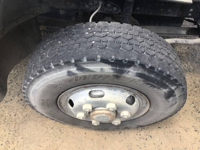 三菱ふそうファイターコンテナ専用車中型（4t）[写真11]