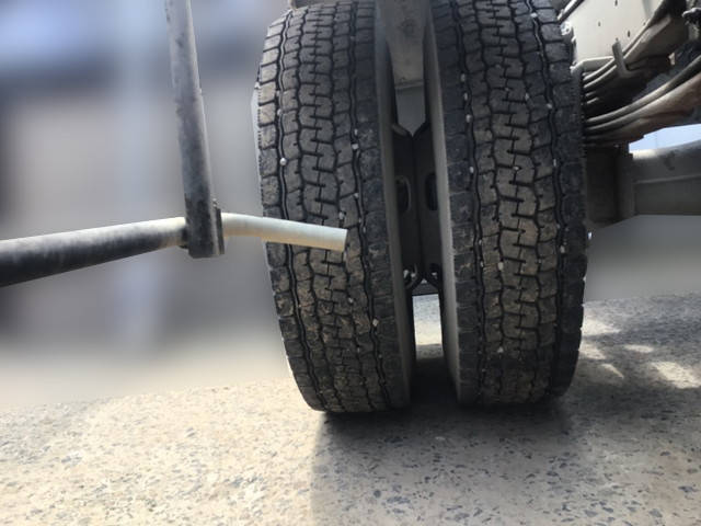 三菱ふそうファイターコンテナ専用車中型（4t）[写真13]