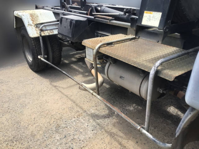 三菱ふそうファイターコンテナ専用車中型（4t）[写真15]