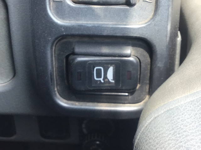 三菱ふそうファイターコンテナ専用車中型（4t）[写真32]