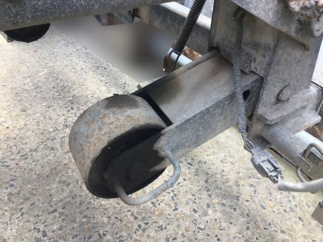 三菱ふそうファイターコンテナ専用車中型（4t）[写真05]