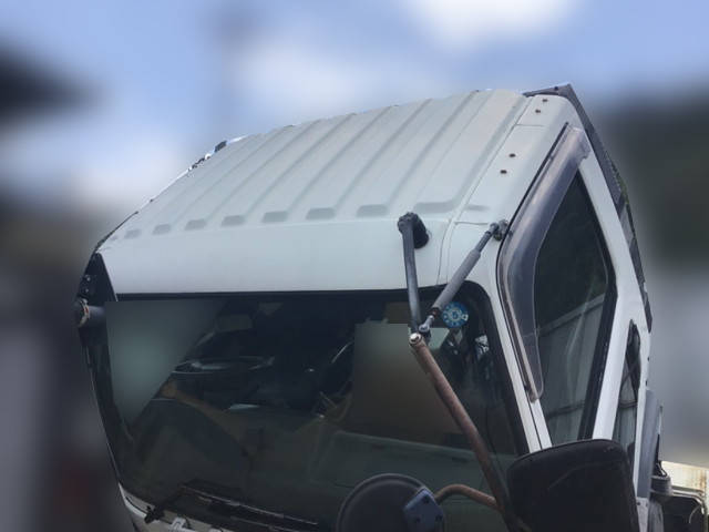 三菱ふそうファイターコンテナ専用車中型（4t）[写真06]