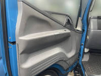 三菱ふそうキャンタークレーン4段小型（2t・3t）[写真23]