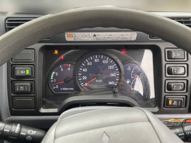 三菱ふそうキャンタークレーン4段小型（2t・3t）[写真29]