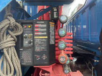 三菱ふそうキャンタークレーン4段小型（2t・3t）[写真08]