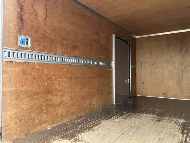 トヨタダイナアルミバン小型（2t・3t）[写真11]