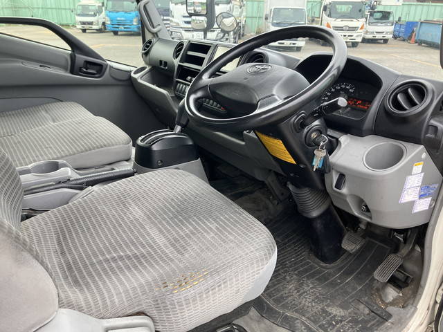 トヨタダイナアルミバン小型（2t・3t）[写真29]