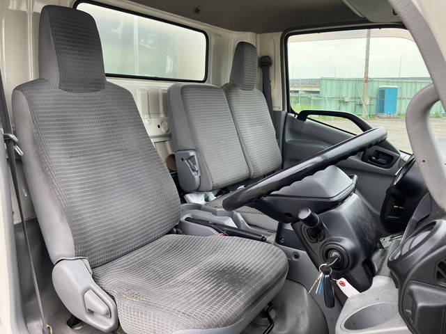 トヨタダイナアルミバン小型（2t・3t）[写真30]