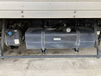 三菱ふそうキャンターアルミバン小型（2t・3t）[写真16]