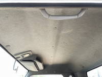 三菱ふそうキャンター平ボディ小型（2t・3t）[写真27]