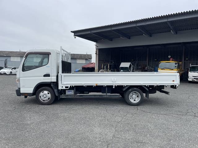 三菱ふそうキャンター平ボディ小型（2t・3t）[写真05]