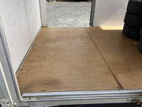 トヨタトヨエースアルミバン小型（2t・3t）[写真13]