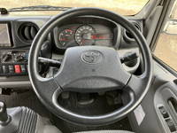 トヨタトヨエースアルミバン小型（2t・3t）[写真28]