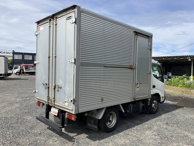 トヨタトヨエースアルミバン小型（2t・3t）[写真03]