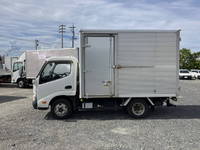 トヨタトヨエースアルミバン小型（2t・3t）[写真04]