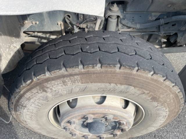 いすゞギガダンプ大型（10t）[写真14]