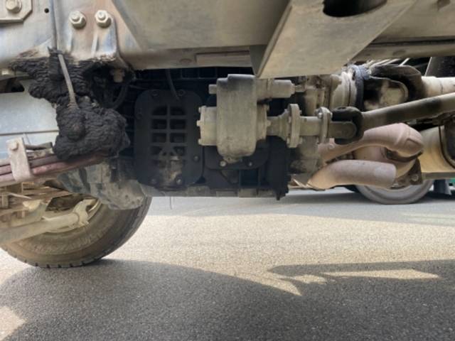 いすゞギガダンプ大型（10t）[写真17]