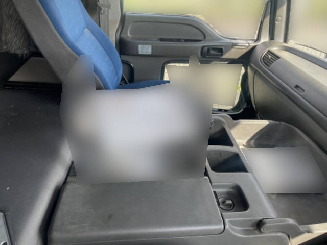 いすゞギガダンプ大型（10t）[写真25]