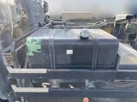 いすゞギガダンプ大型（10t）[写真09]