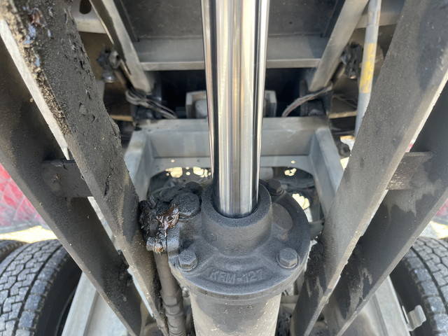 日野レンジャーダンプ中型（4t）[写真14]