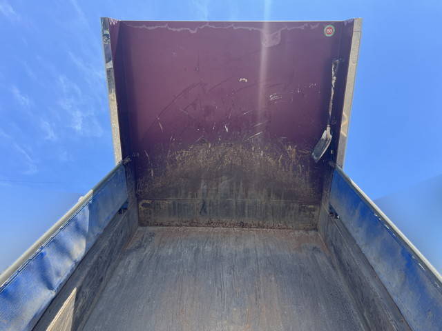 日野レンジャーダンプ中型（4t）[写真09]