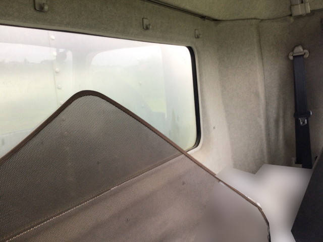 三菱ふそうファイターアルミバン中型（4t）[写真20]