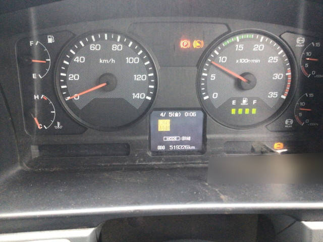 三菱ふそうファイターアルミバン中型（4t）[写真22]