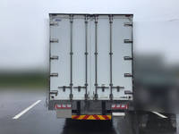 三菱ふそうファイターアルミバン中型（4t）[写真07]