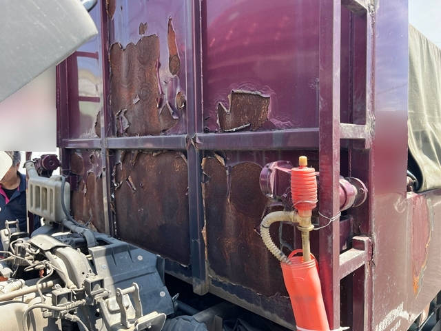 いすゞフォワードジャストンダンプ中型（4t）[写真12]