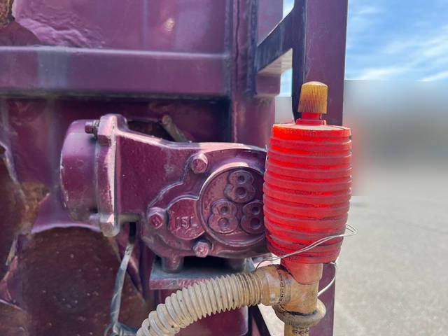 いすゞフォワードジャストンダンプ中型（4t）[写真13]