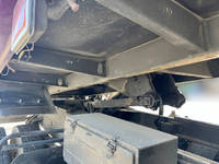 いすゞフォワードジャストンダンプ中型（4t）[写真15]