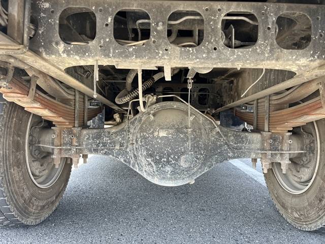 いすゞフォワードジャストンダンプ中型（4t）[写真18]