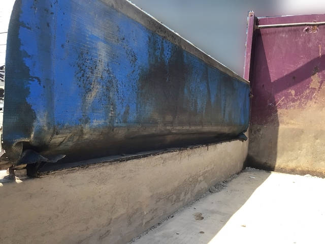 いすゞフォワードジャストンダンプ中型（4t）[写真09]