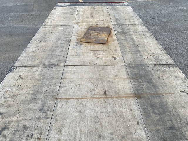 日野プロフィアセルフクレーン3段大型（10t）[写真14]