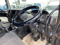 日野プロフィアセルフクレーン3段大型（10t）[写真36]