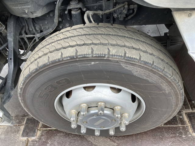 三菱ふそうスーパーグレートスクラップ運搬車大型（10t）[写真11]