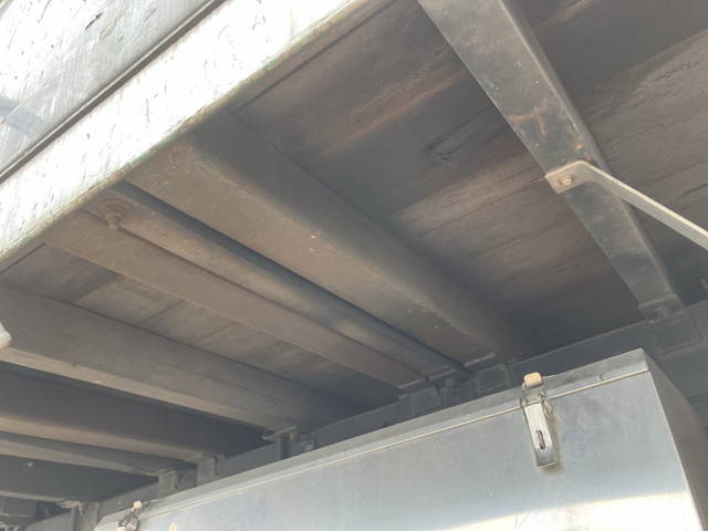 三菱ふそうスーパーグレートスクラップ運搬車大型（10t）[写真15]