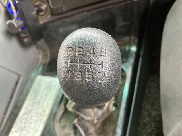 三菱ふそうスーパーグレートスクラップ運搬車大型（10t）[写真32]