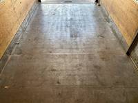 三菱ふそうキャンターアルミバン小型（2t・3t）[写真15]