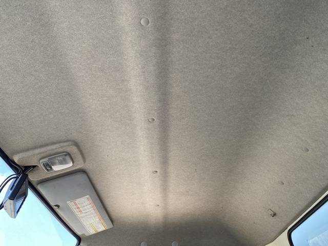 三菱ふそうキャンターアルミバン小型（2t・3t）[写真33]