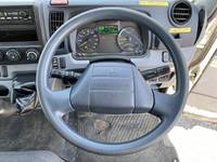 三菱ふそうキャンターアルミバン小型（2t・3t）[写真36]