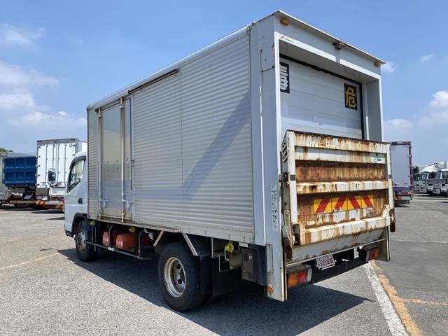 三菱ふそうキャンターアルミバン小型（2t・3t）[写真04]