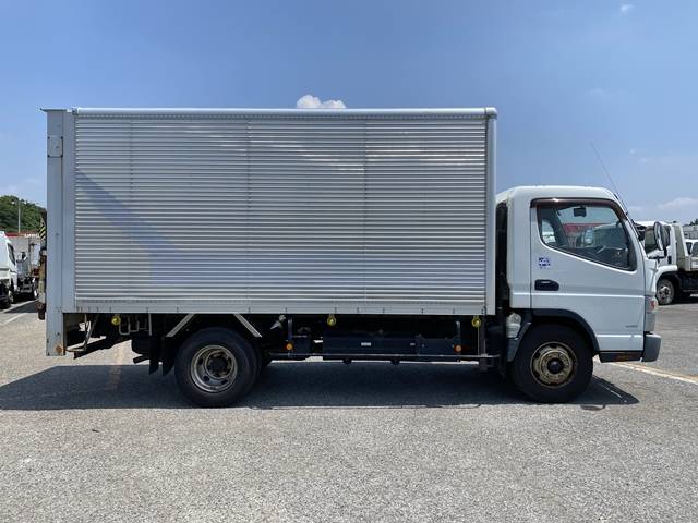 三菱ふそうキャンターアルミバン小型（2t・3t）[写真06]