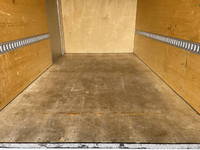 いすゞエルフアルミバン小型（2t・3t）[写真13]