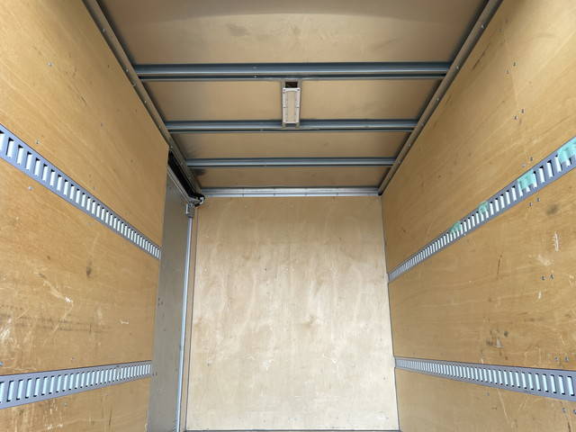 いすゞエルフアルミバン小型（2t・3t）[写真14]