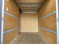 いすゞエルフアルミバン小型（2t・3t）[写真15]